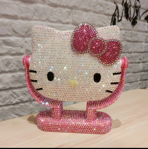 Hello Kitty Rhinestone Mirror w Stand - Picture 4 of 6